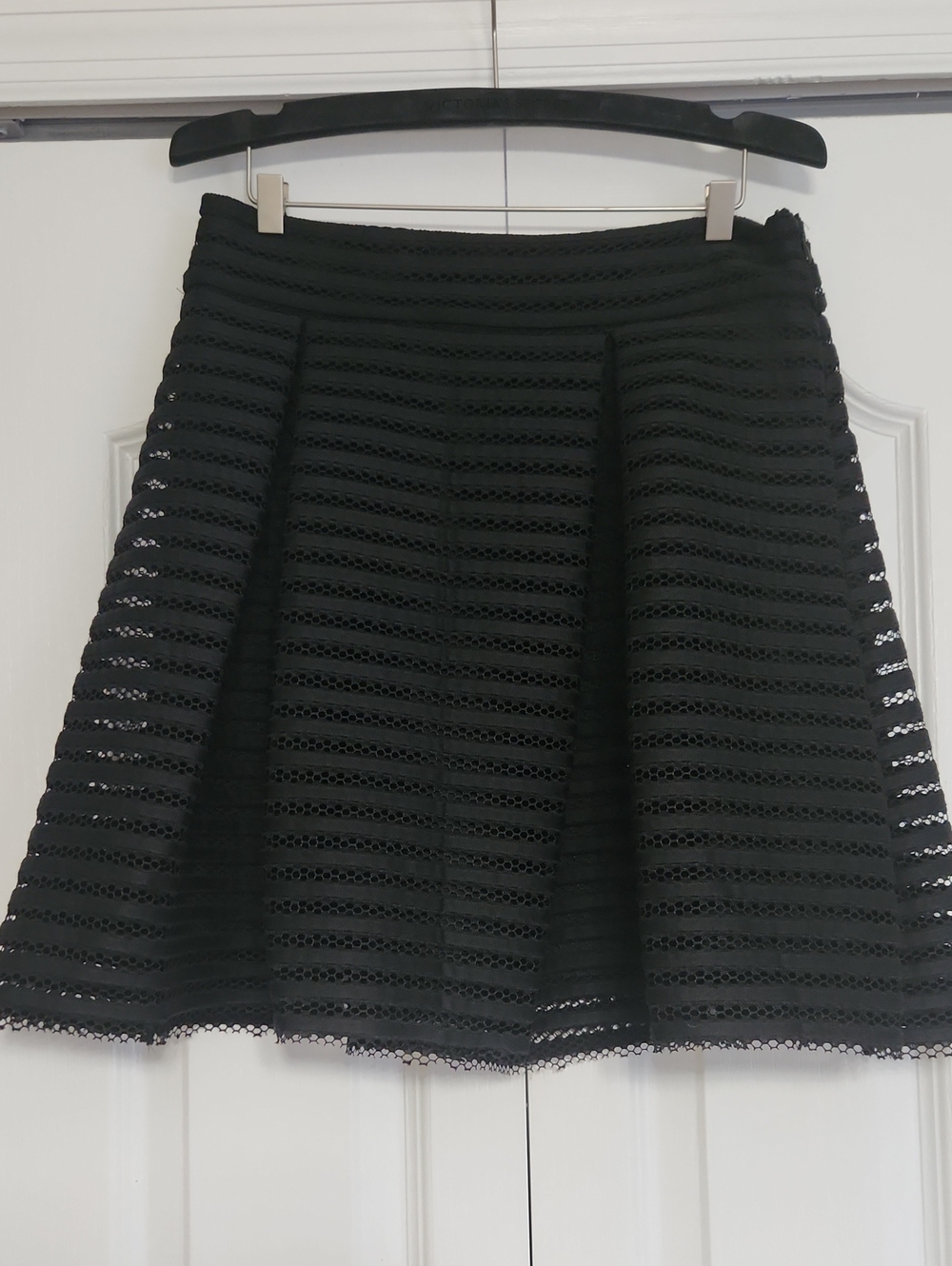 Express Black Textured Circle Skirt